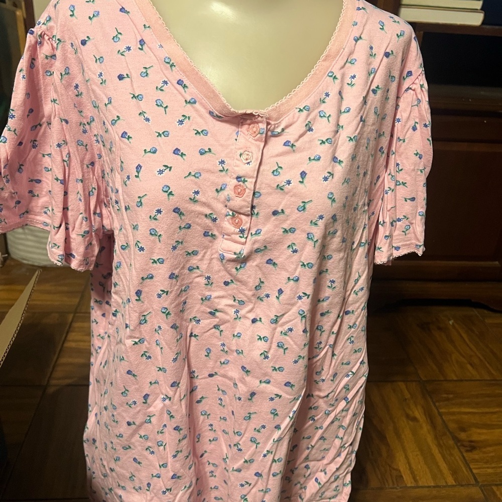 Floral Button-Front Pink Short Sleeve Top